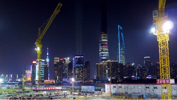 建筑工地照明用什么灯好？