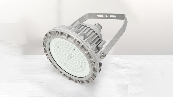 防爆灯的光源与光束角度调整技巧