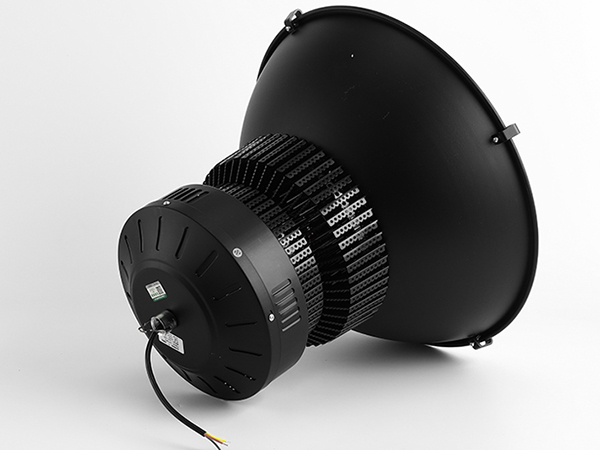 防眩款鳍片工矿灯